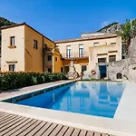 Relais Gasthuis 4*