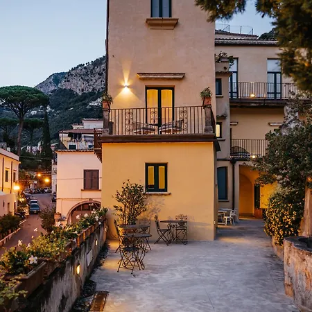 Relais 4* Амальфи